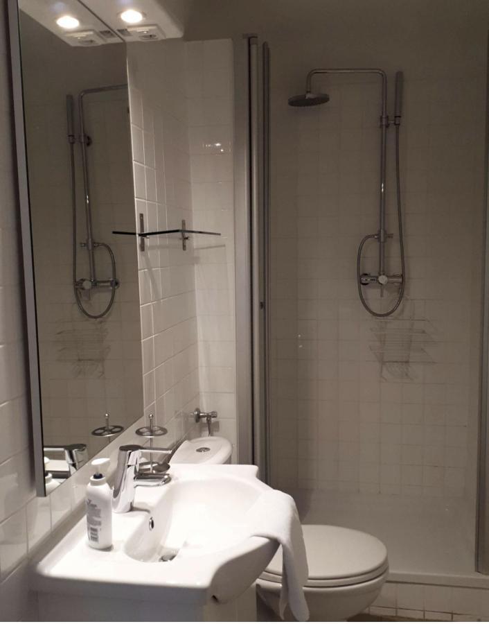 Wildenauer'S Hotel Biedermannsdorf Bagian luar foto
