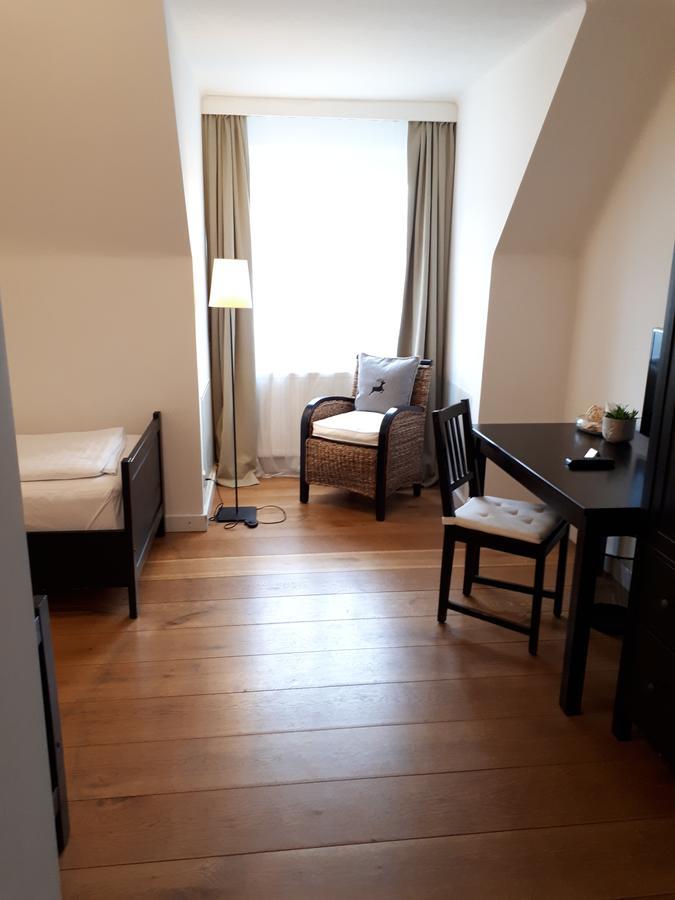 Wildenauer'S Hotel Biedermannsdorf Bagian luar foto